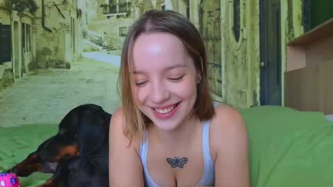 Snapshot of my_mia_ chatting on September 2025 09:00:02 AM  MIA  I will be here Monday Wednesday Thursday Saturday online show from September 2025 09:00:02 AM