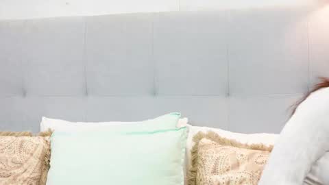 MyaMuse online show from October 2025 05:52:01 AM