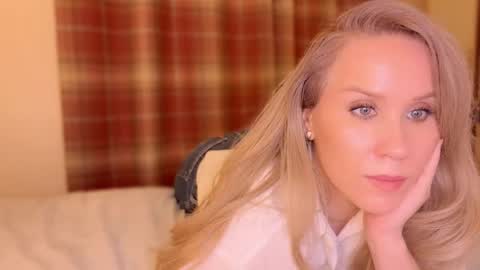 Mya-be Yours P online show from December 2024 10:16:01 PM