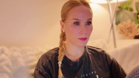 Mya-be Yours P online show from September 2025 07:36:02 PM