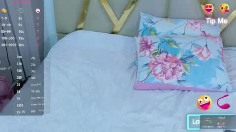 Samanta  online show from September 2025 12:05:02 PM