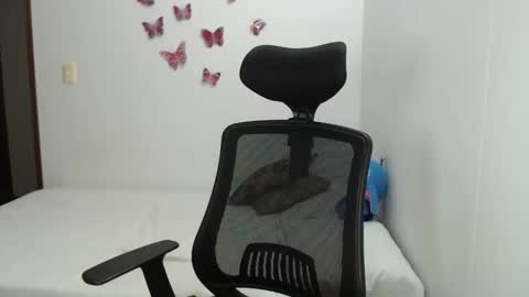 mary and charlie online show from January 2025 12:18:01 AM