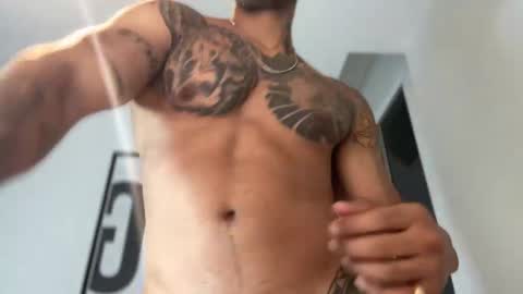 Myke esthetic online show from February 2025 02:07:01 AM