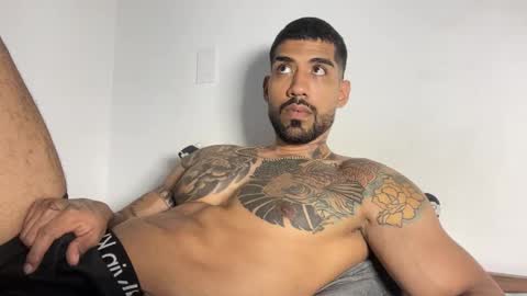 Myke esthetic online show from October 2025 05:51:02 AM