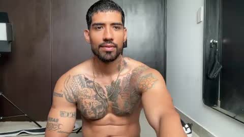 Snapshot of myke_esthetic chatting on July 2026 04:22:02 PM Myke esthetic online show from July 2026 04:22:02 PM