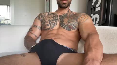 Snapshot of myke_esthetic chatting on July 2026 09:39:01 PM Myke esthetic online show from July 2026 09:39:01 PM