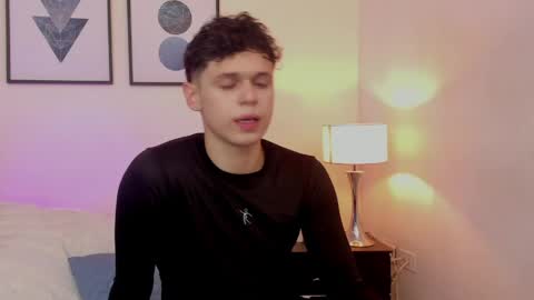 Mykel   online show from April 2026 03:40:02 AM