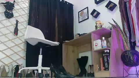 myla sarah1 online show from April 2026 07:58:01 PM