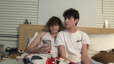 MylesMaxx online show from December 2025 04:29:02 AM