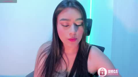 Bella online show from October 2025 05:37:02 AM