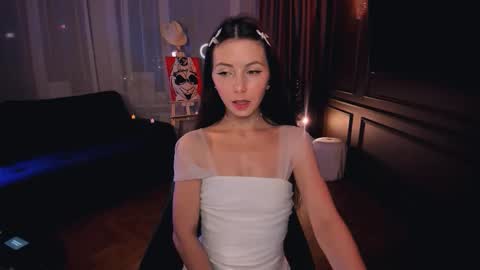 Maria  online show from September 2025 11:37:02 PM