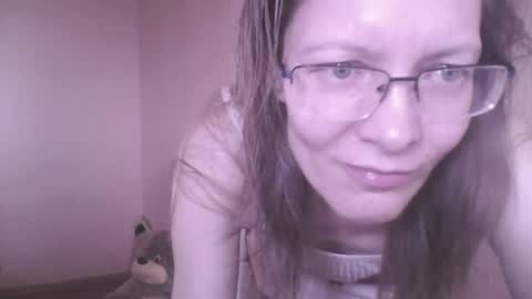 Snapshot of mysterious_blondy chatting on May 2026 06:40:01 AM mysterious_blondy online show from May 2026 06:40:01 AM