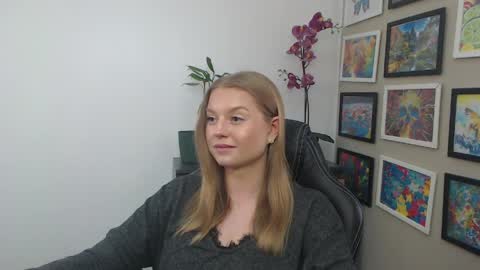 Erica online show from April 2026 12:14:01 PM