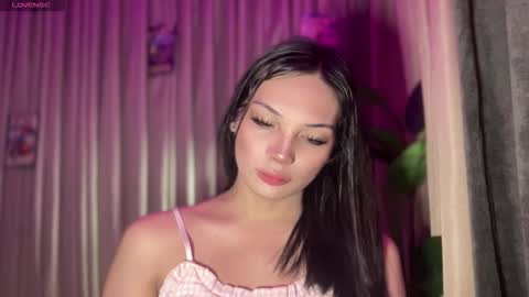 UR GIRL NEXTDOOR online show from February 2026 03:05:02 AM