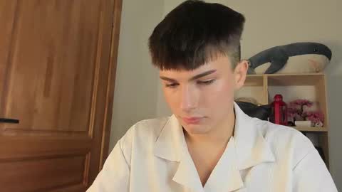 Evan Brown online show from November 2025 12:55:01 PM