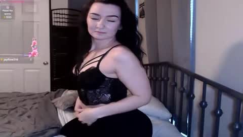 MysticMuse online show from February 2025 01:54:02 PM