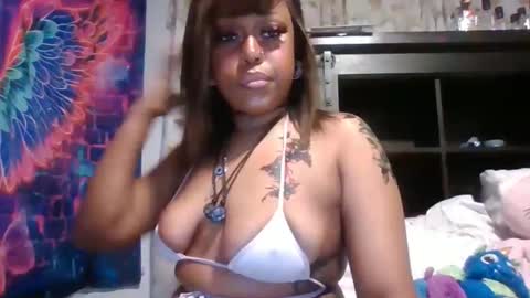 mysticthegoddess online show from November 2025 05:01:02 AM