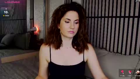 Angeline online show from June 2026 08:06:01 PM