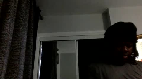 Mzbubblebutt online show from May 2026 11:33:02 PM
