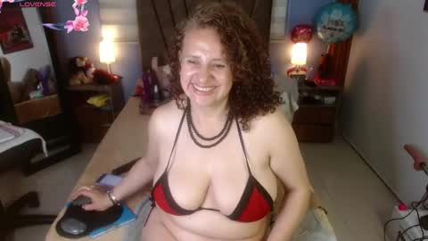 nadia_84 online show from May 2026 07:30:02 PM