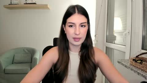 Nadiaaa006 online show from December 2024 05:48:02 PM