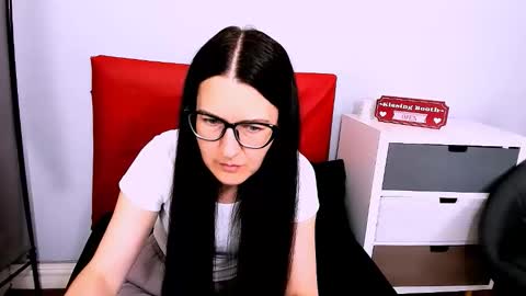 Snapshot of nadiatrue chatting on June 2026 02:44:02 PM nadiatrue online show from June 2026 02:44:02 PM