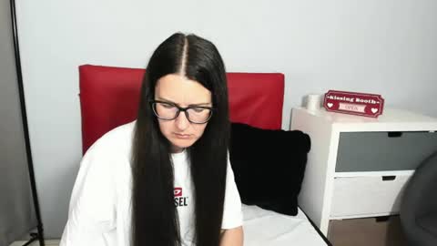 Snapshot of nadiatrue chatting on June 2026 05:39:01 PM nadiatrue online show from June 2026 05:39:01 PM