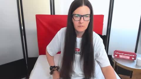 Snapshot of nadiatrue chatting on June 2026 02:51:02 PM nadiatrue online show from June 2026 02:51:02 PM