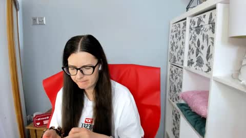 Snapshot of nadiatrue chatting on July 2026 04:01:02 PM nadiatrue online show from July 2026 04:01:02 PM