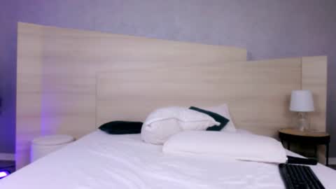 Nadya online show from February 2026 04:16:01 PM