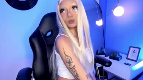 naff_eratu online show from May 2026 10:38:02 PM