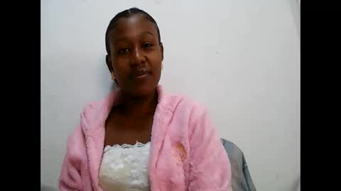 Snapshot of nah296652 chatting on June 2026 05:38:01 AM nah296652 online show from June 2026 05:38:01 AM