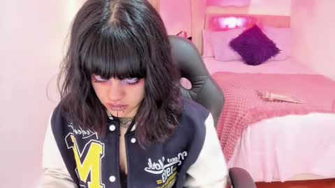 nahemot_sadish online show from February 2026 12:05:02 PM