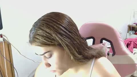 Snapshot of nahiarabiel chatting on April 2026 05:30:01 PM nahiarabiel online show from April 2026 05:30:01 PM