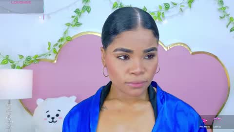 NahiaraReina  online show from November 2025 01:18:02 PM