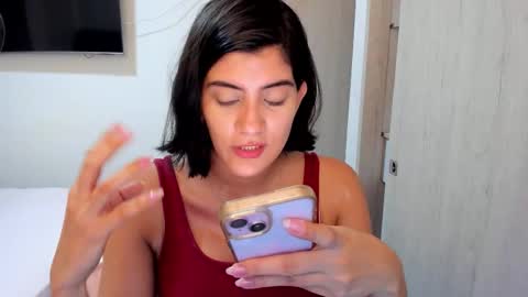 independent model online show from February 2026 11:45:01 PM