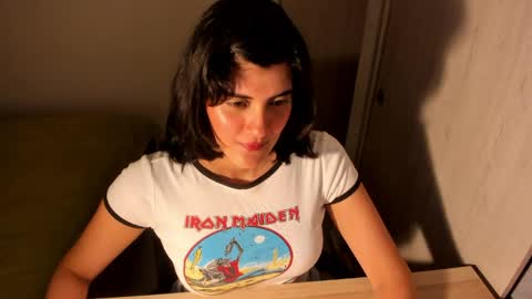 independent model online show from June 2026 12:55:02 AM