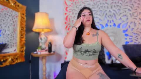 Nahomi  online show from December 2025 11:15:01 AM