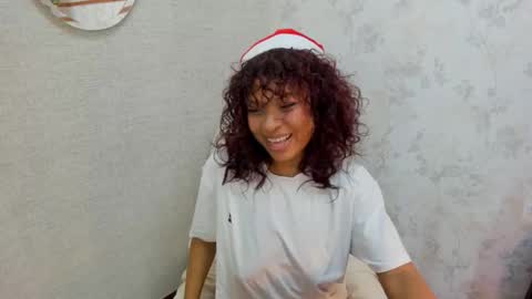 Nahomy online show from December 2025 10:14:01 PM