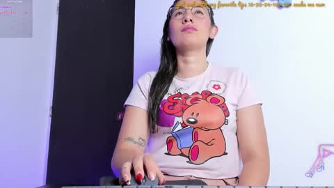 Snapshot of nahomiblakee chatting on October 2025 09:15:01 PM Nahomi Carol online show from October 2025 09:15:01 PM