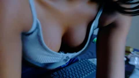 Snapshot of nahomicampbell_ chatting on June 2026 07:36:01 PM VICTORIA online show from June 2026 07:36:01 PM