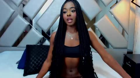 Snapshot of nahomii_hill chatting on June 2026 10:41:01 PM Nahomi online show from June 2026 10:41:01 PM