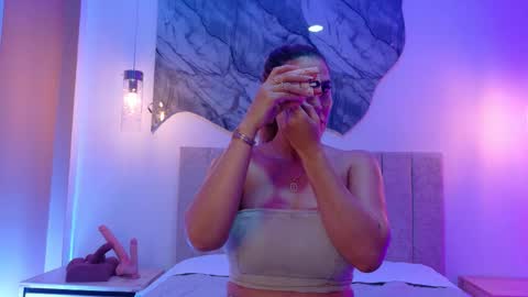 NahomiRoss online show from February 2026 12:21:01 PM