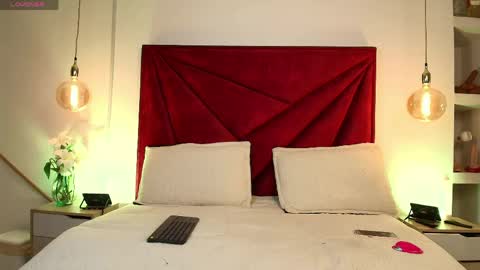 NahomiRoss online show from April 2026 12:44:02 PM