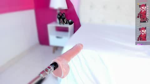 Nahomy Roberts online show from February 2025 06:01:01 PM