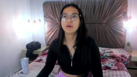 Snapshot of nai_blue chatting on October 2025 04:32:01 AM nai_blue online show from October 2025 04:32:01 AM