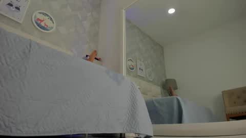 naia_cox online show from March 2026 05:44:01 AM