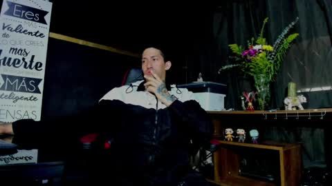 naider_1 online show from April 2026 05:08:01 AM