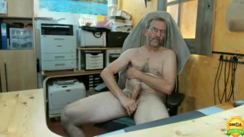 Luke online show from September 2025 07:05:01 PM