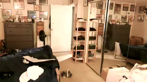 Snapshot of nakedmonkey chatting on November 2025 12:10:02 AM nakedmonkey online show from November 2025 12:10:02 AM